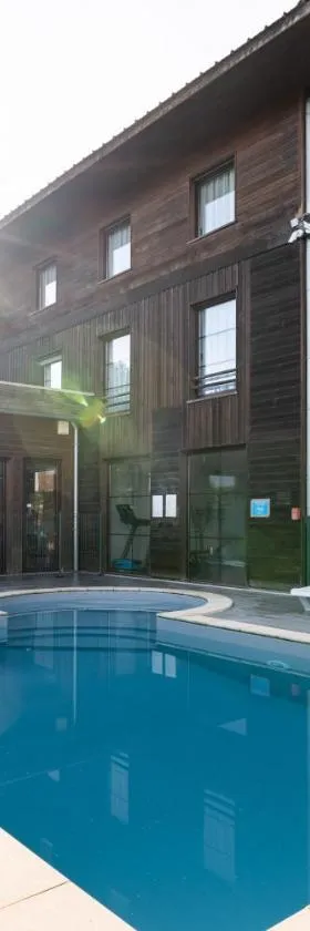 All Suites Le Teich – Bassin d’Arcachon，位于勒泰克的酒店