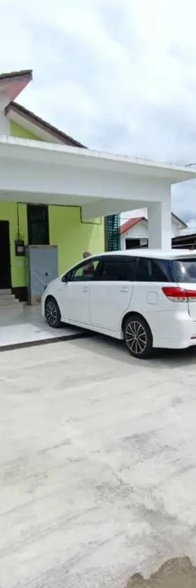 Homestay Kemaman Fyna07 Banglo Mewah 5 KM Dari Pantai Kijal，位于科亚的酒店