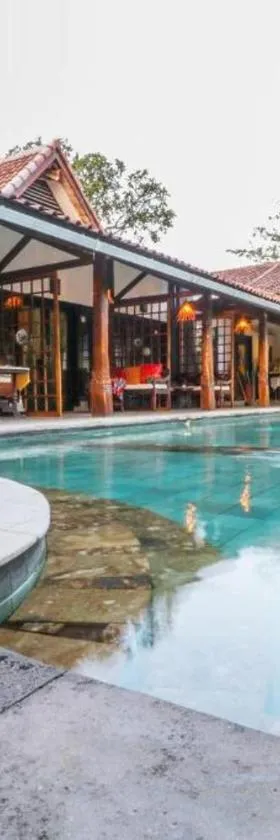 Villa Dende Lombok，位于Tanjungkarang的酒店