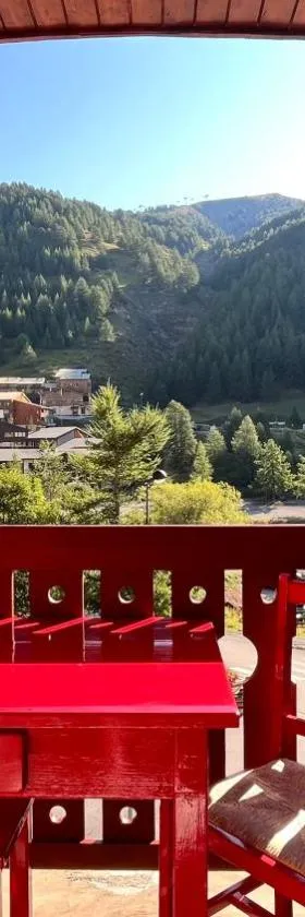 la foux d'allos au pied des pistes，位于拉富的酒店