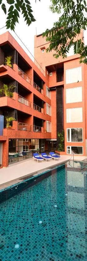 Golden Tulip Vagator Goa，位于瓦加托的酒店