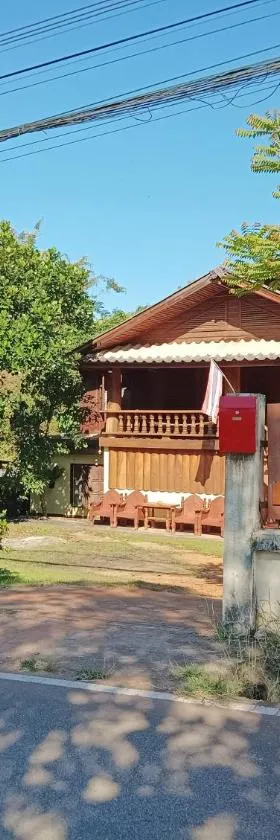 Chanmuang guesthouse，位于湄宏颂的酒店