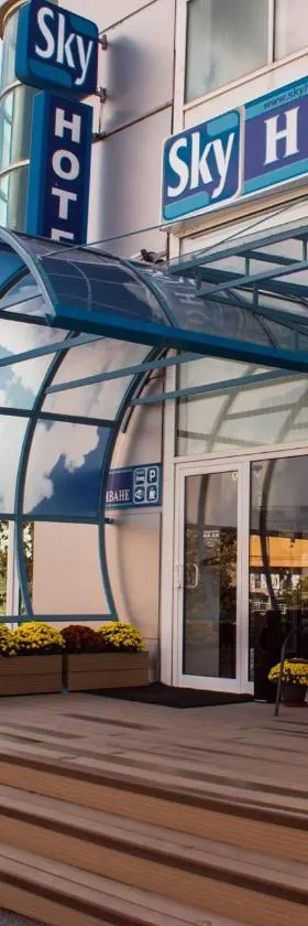 天空酒店，位于大特尔诺沃的酒店