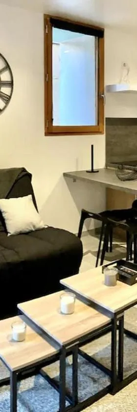 Duplex au coeur du village，位于Les Mées的酒店