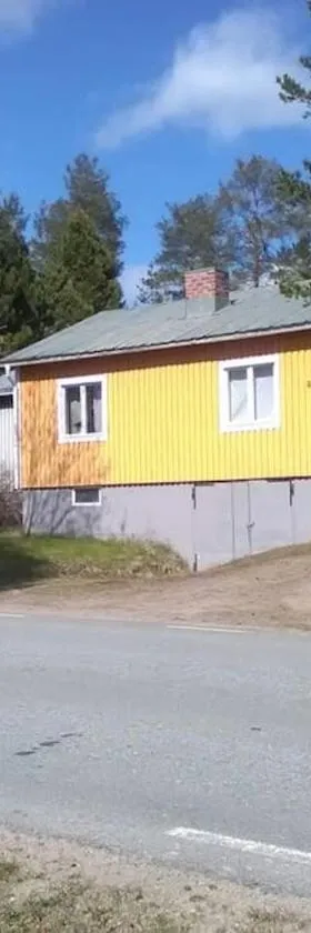 Nice house with new bathroom, good accessibility，位于Töre的酒店