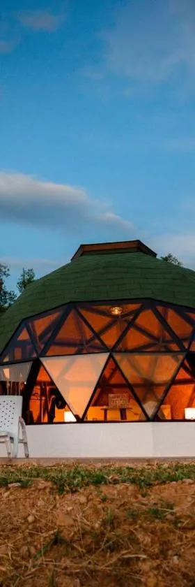 Glamping Monteverde San gil，位于圣希尔的酒店
