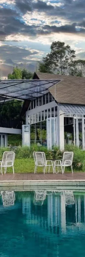 Leuweung Geledegan Ecoldge，位于Kiarapayung 2的酒店