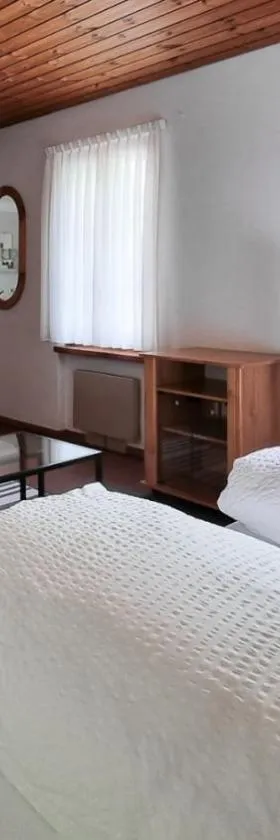 Hotel Santana，位于Roveredo的酒店