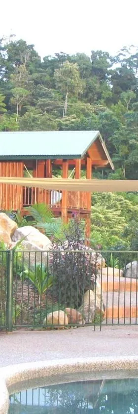 珊瑚海景木屋，位于Diwan的酒店