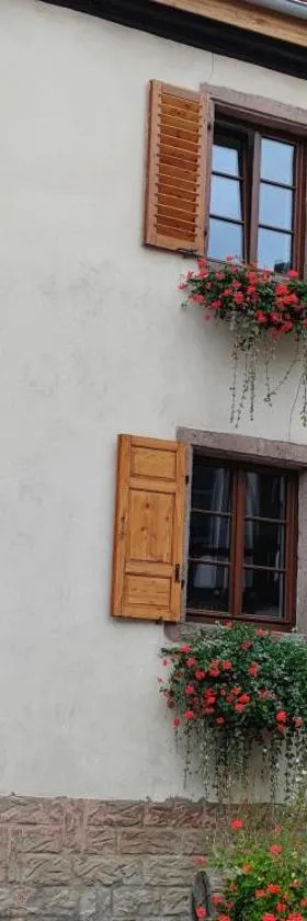 Gîte À l'aigle de sable，位于坎特赞的酒店