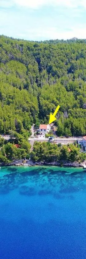 Panoramic Apartments Anić，位于布拉托的酒店