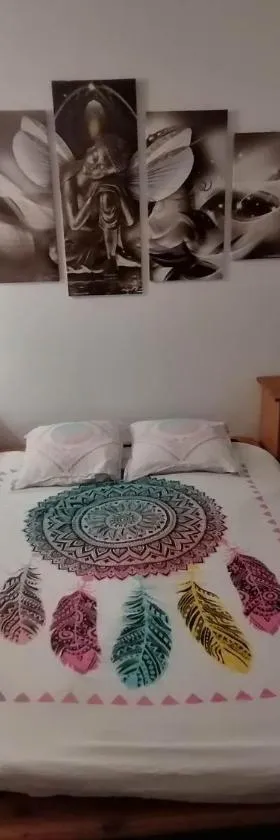 Eco domaine 12hectares meublé pour 6 personnes，位于Plouray的酒店