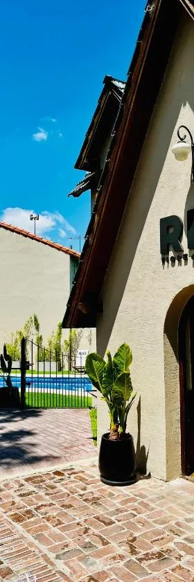 RIO TIGRE HOTEL，位于蒂格雷的酒店
