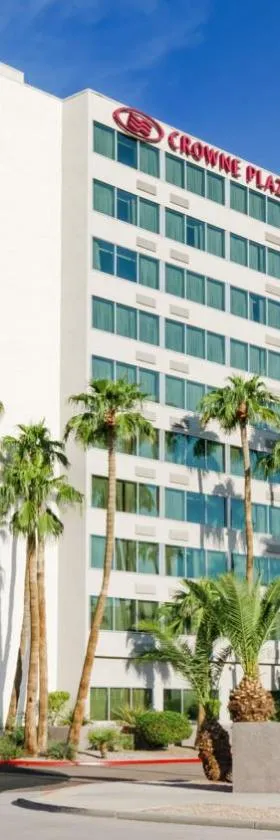 Crowne Plaza Phoenix Airport - PHX by IHG，位于凤凰城的酒店