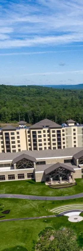 YO1 Longevity & Health Resorts, Catskills，位于蒙蒂塞洛的酒店