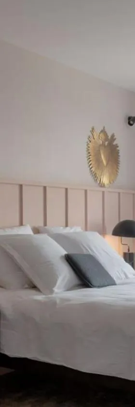 Hôtel Le Prieuré，位于帕雷·勒·毛尼尔的酒店