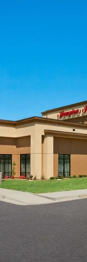 蒙古利亚汉普顿酒店，位于Magnolia的酒店