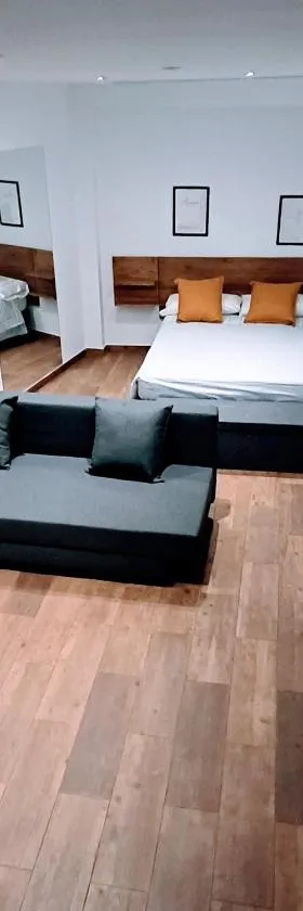 Apartamento Ciempozuelos II, cerca del Parque Warner y Madrid，位于先波苏埃洛斯的酒店