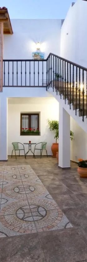 CASA VERDE Comfortable Air-Conditioned Modern Apartments，位于因赫尼奥的酒店