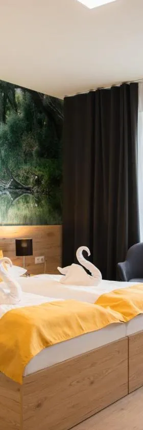 Gyirmót Sport & Wellness Hotel，位于杰尔的酒店