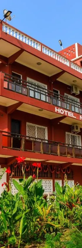 HOTEL MELROSE SAMBAVA，位于桑巴瓦的酒店