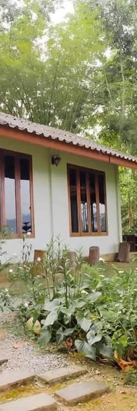 ภูริรักษ์ โฮมสเตย์，位于Ban Pha Saeng Lang的酒店