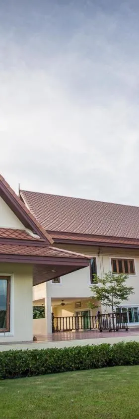 Thararin Villa，位于Ban Doem Bang的酒店