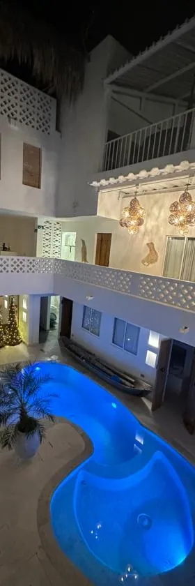 El Faro Hostel，位于阿沃莱特斯的酒店