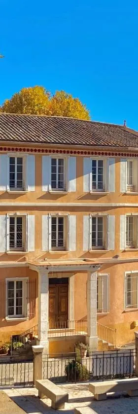 Hôtel La Falaise，位于科蒂尼亚克的酒店
