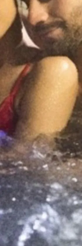 Jacuzzi Massage sur rdv,Duo,reiki,californien, réflexologie plantaire, et bouteille mousseux offerte，位于Férolles的酒店
