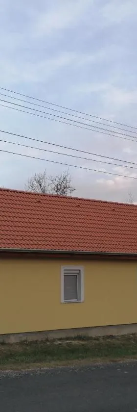 Berkenyés Vendégház，位于Zalalövő的酒店