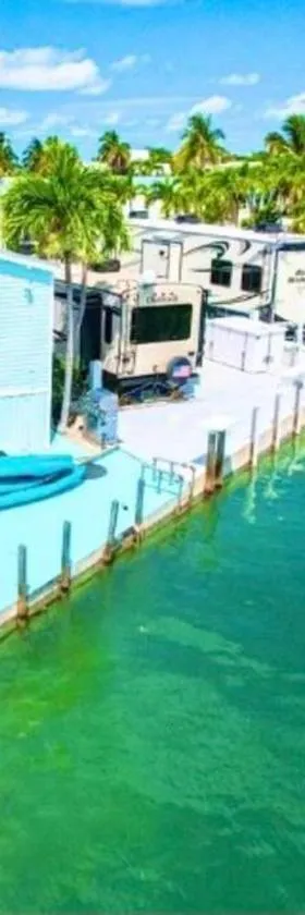 NAUTILUS...ocean front cottage retreat ~，位于Cudjoe Key的酒店