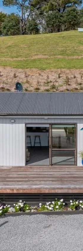 Hahei Dolphin cottage，位于哈海的酒店