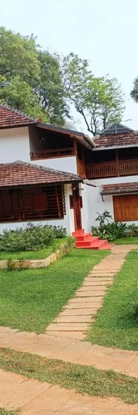 Kalappura Farm House Heritage，位于Ottappālam的酒店