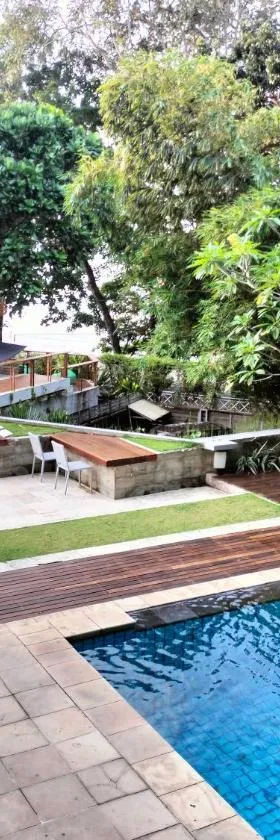 JavaCove Beach Hotel，位于巴图卡拉的酒店