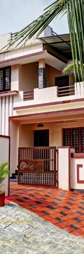 Shalom Palace Residency，位于Neriyamangalam的酒店