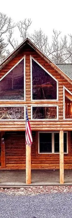 One of a Kind Rustic Log Cabin near Bryce Resort - Large Game Room - Fire Pit - Large Deck - BBQ，位于Basye的酒店