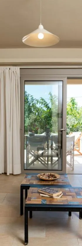 Aelia Home Suites，位于马拉松波利斯的酒店