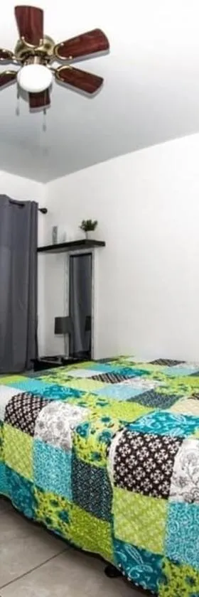 Hostal Jasmin，位于Berlín的酒店