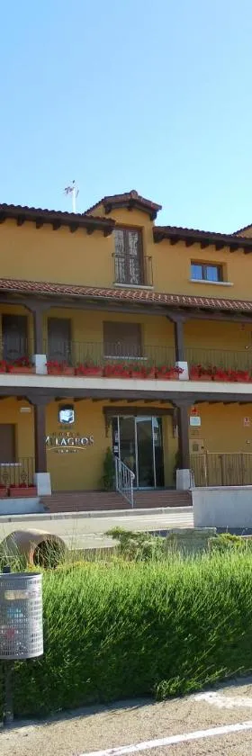 米拉格罗斯力拓里亚萨酒店，位于米拉格罗斯的酒店
