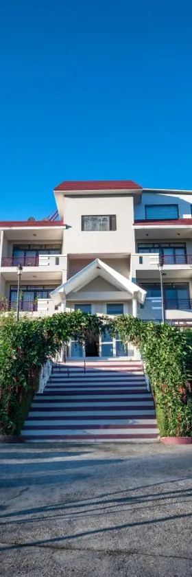 Revathi Resorts，位于Jajal的酒店