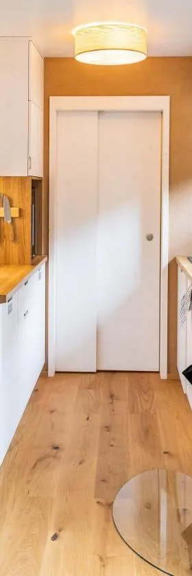 WOHNWAGON Tiny Houses I，位于Gutenstein的酒店