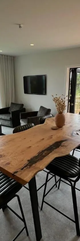 Hidden Valley Waiheke，位于棕榈滩的酒店