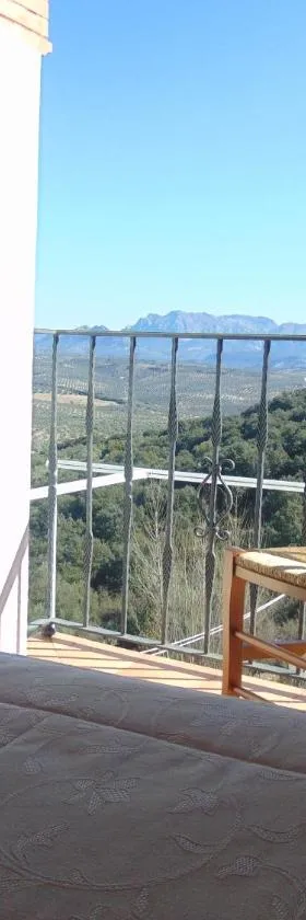 Hotel Sierra de Araceli Lucena，位于卢塞纳的酒店