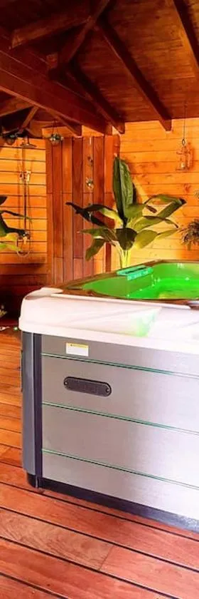 Tropical Spa，位于Provin的酒店