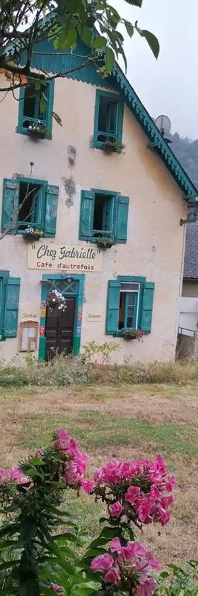 Le Dortoir de Gabrielle，位于Beaudéan的酒店