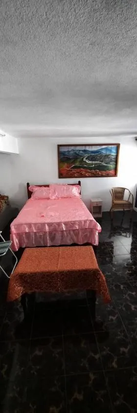 CHEZ MADAM ROSE，位于勒莫尔尼的酒店