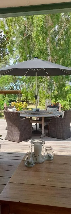 Figtree Cottage - Homestay - Yeppoon，位于耶蓬的酒店