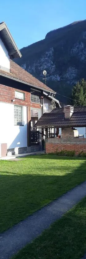Kuća za odmor Jovanović，位于佩鲁恰茨的酒店