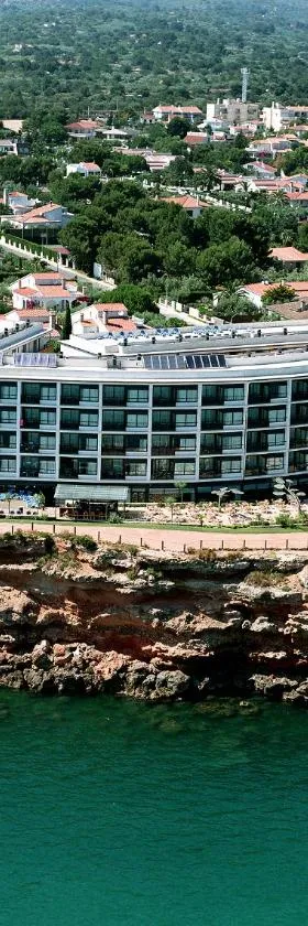 FERGUS Cap Roig，位于安波拉的酒店